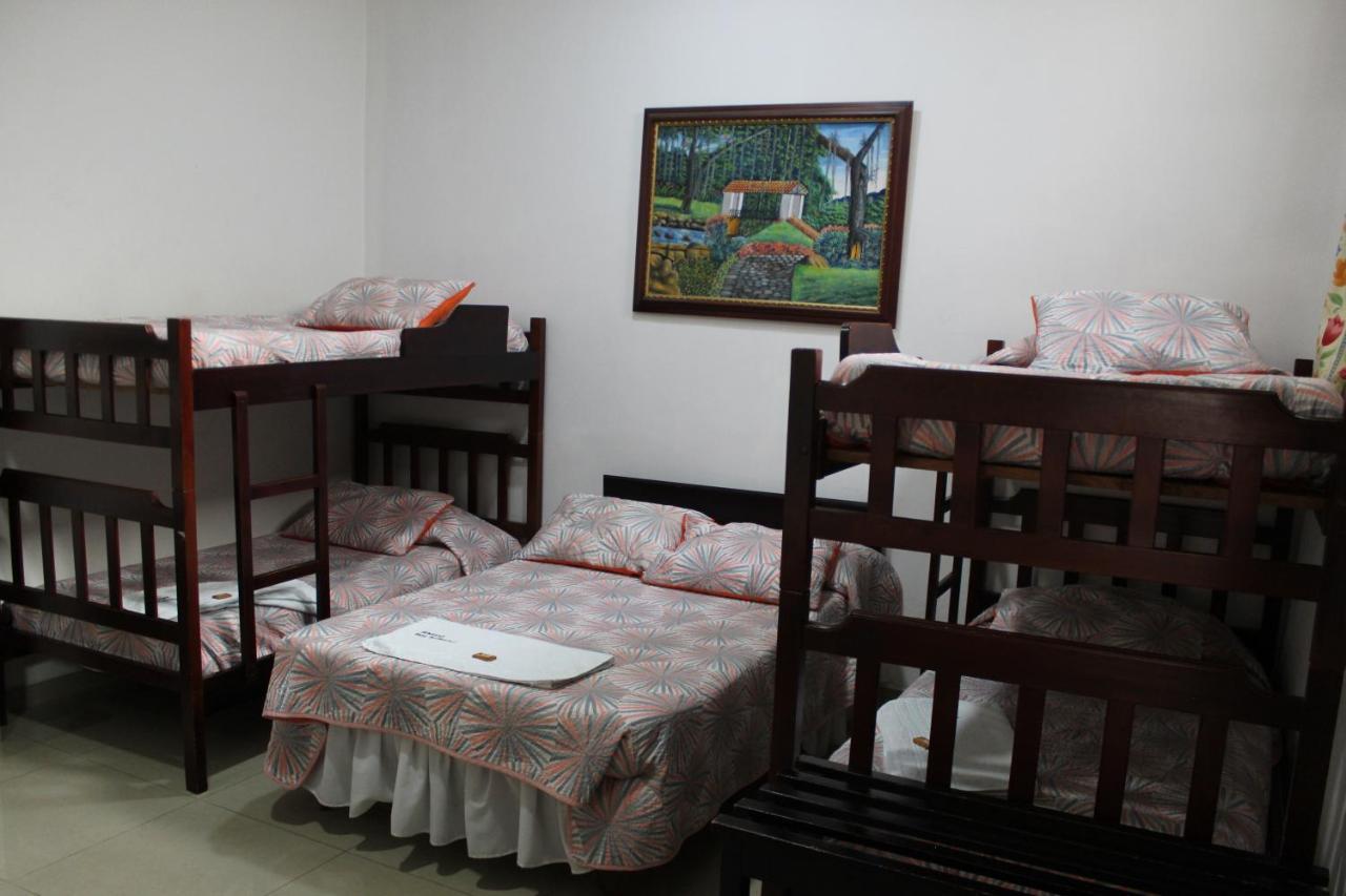 Hostal Isla Senorial San Gil Bagian luar foto