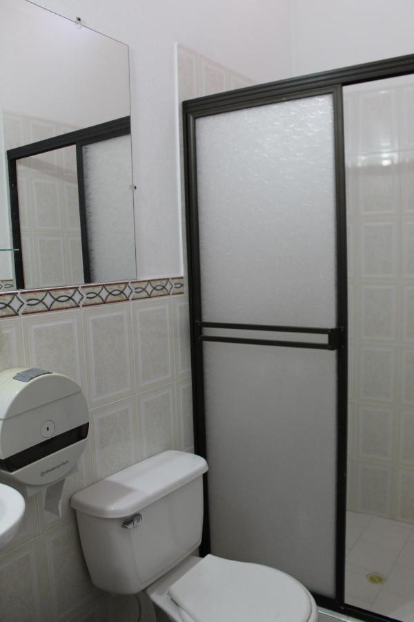 Hostal Isla Senorial San Gil Bagian luar foto